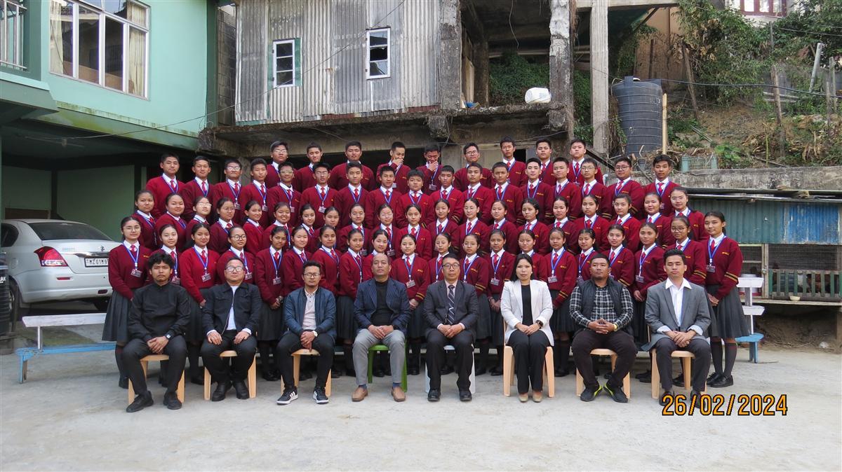 Class 6 Classroom Portrait